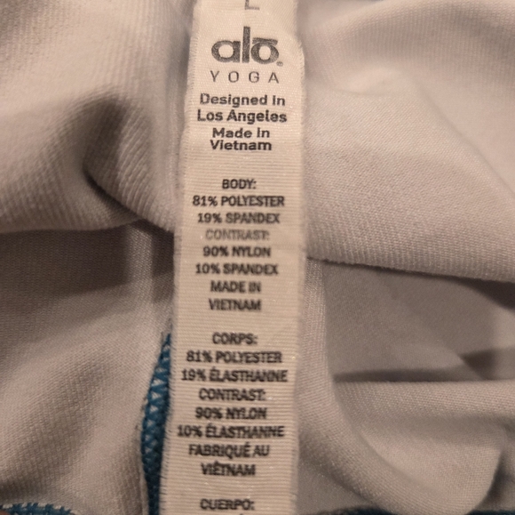 Alo Goddess Ribbed 💙🖤 - Picture 8 of 9